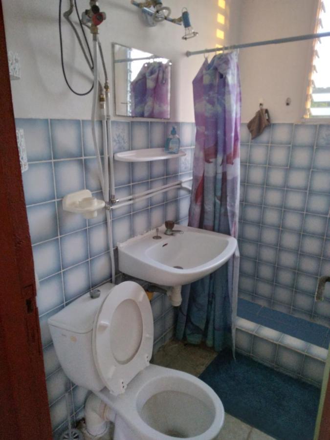 Au Jardin Fleuri Apartment Sainte-Anne Ngoại thất bức ảnh